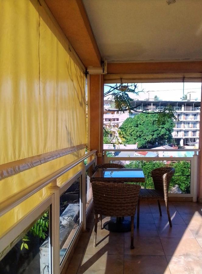 Kokoloko Hotel Ambatoloaka  Exterior photo